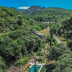 5* Couette-café La Bergerie Pradel